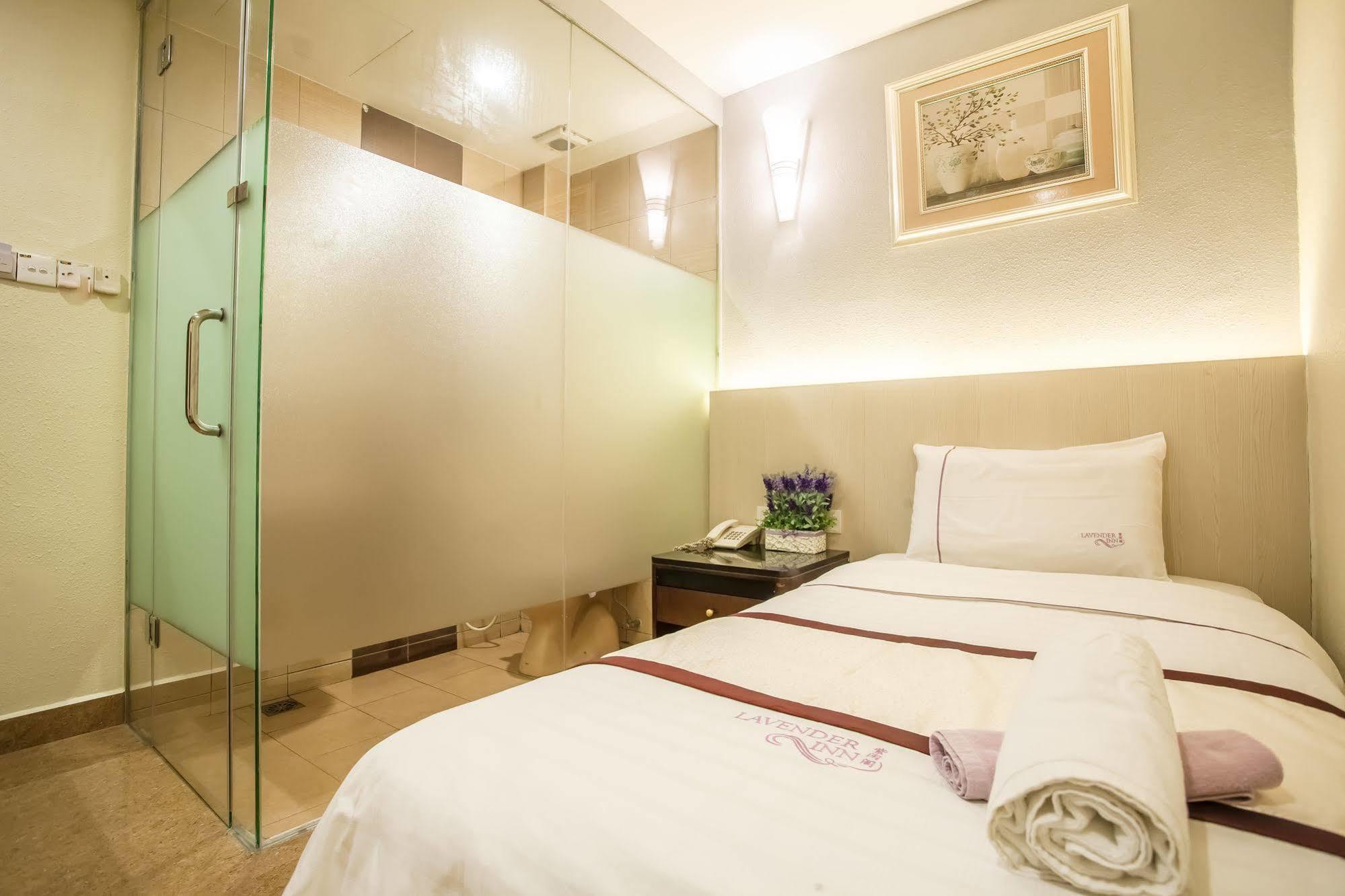 Lavender Inn Nusa Bestari Джохор Бахру Екстериор снимка