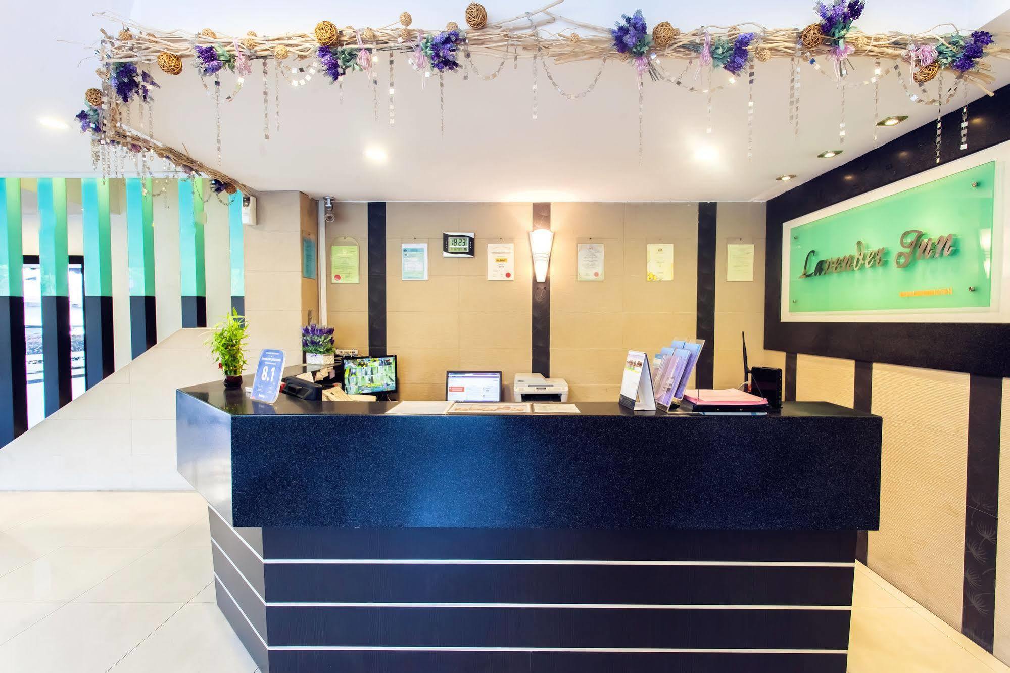 Lavender Inn Nusa Bestari Джохор Бахру Екстериор снимка